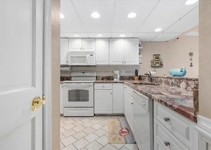 Hébergement de vacances Rainbow - Gorgeous 3 Bedroom With Ocean Views And Outdoor Pool! *