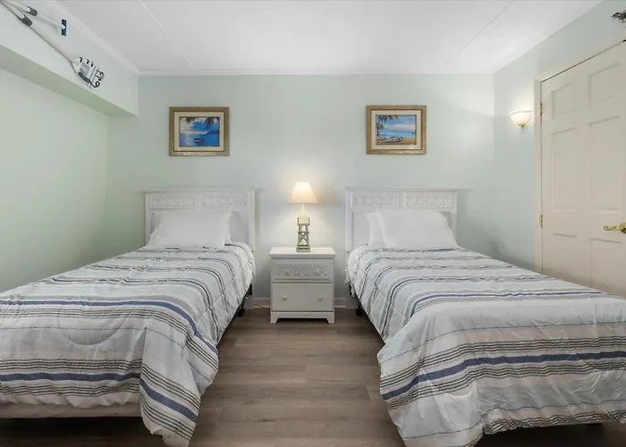 Rainbow - Gorgeous 3 Bedroom With Ocean Views And Outdoor Pool! Hébergement de vacances