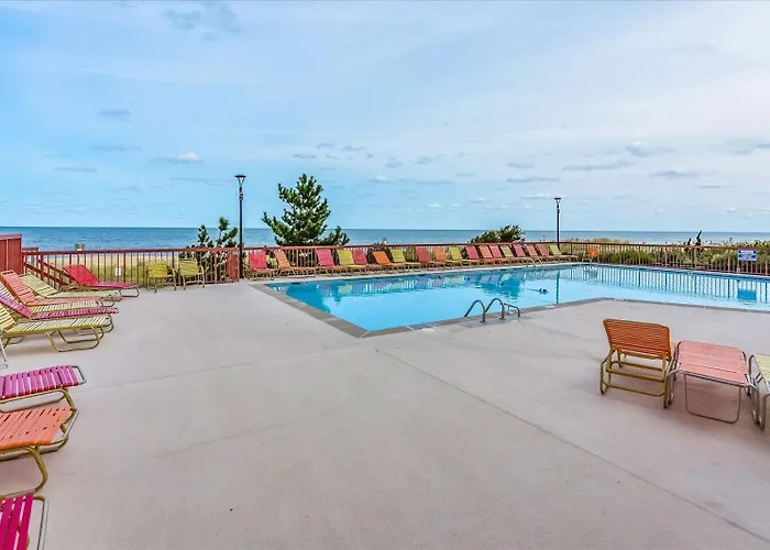 Rainbow - Gorgeous 3 Bedroom With Ocean Views And Outdoor Pool! *
